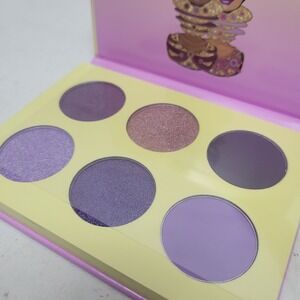 NEW No‎ Box The Violets by Juvia's Place Eyeshadow Palette 6 Shades Purples